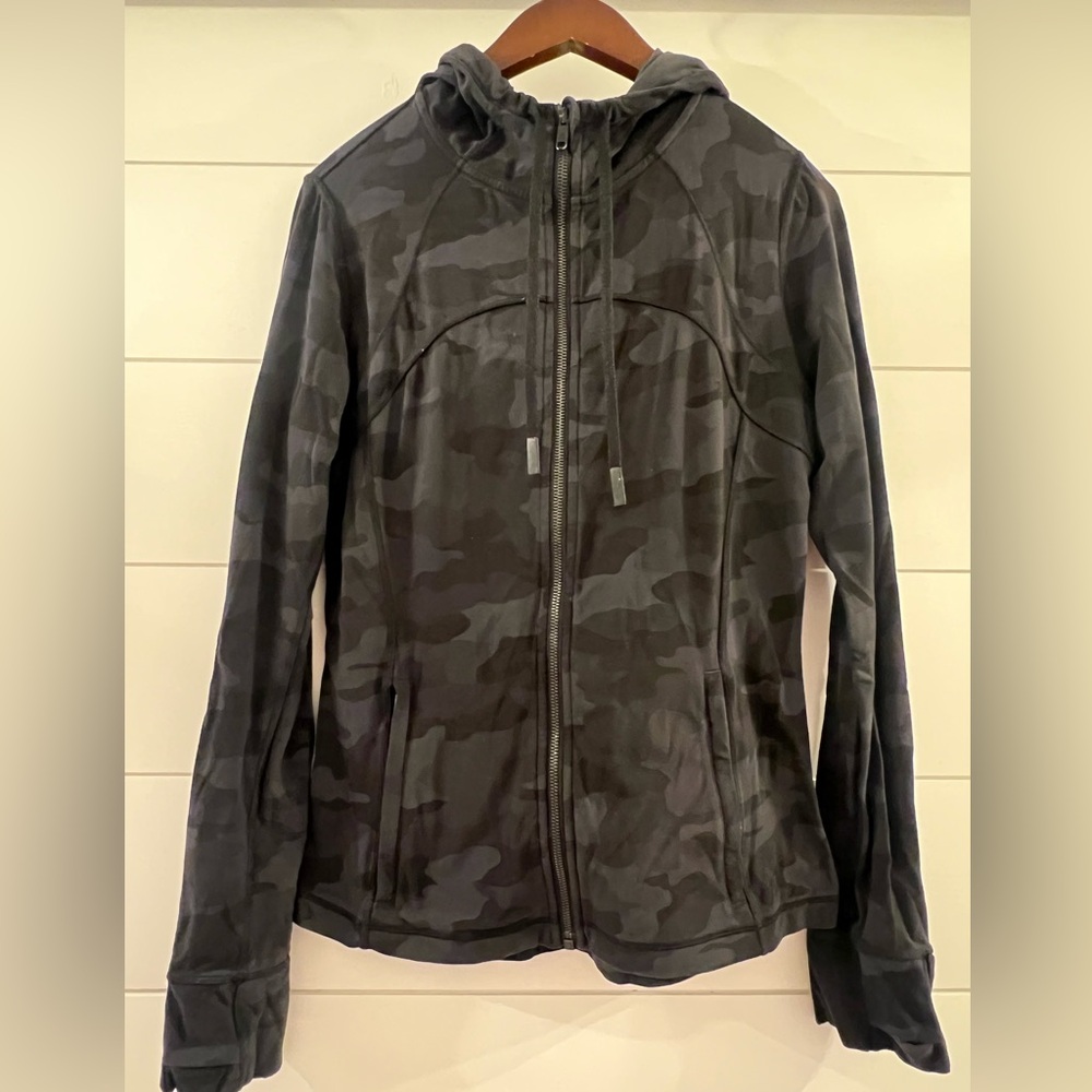 lululemon athletica nulu black Camo Zip-Up Hoodie